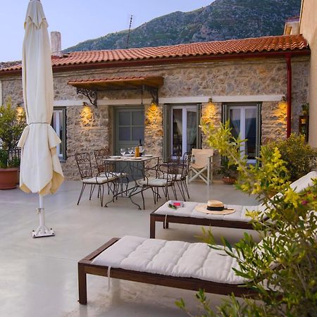 Guesthouse Simou With View 3 Bedrooms Aráhova Kültér fotó