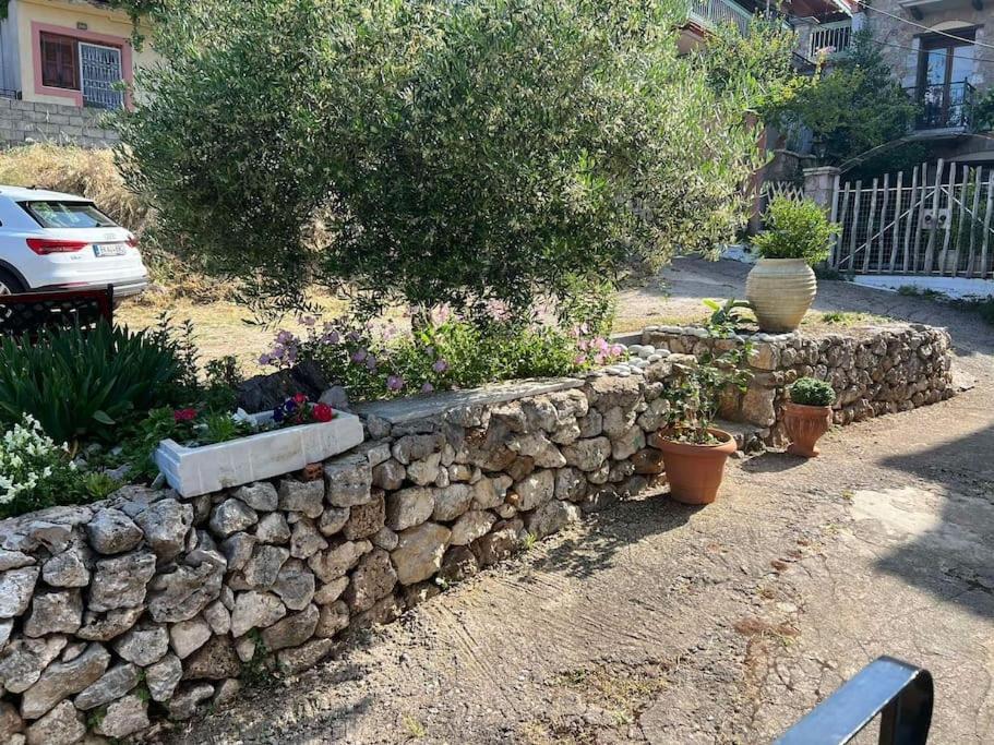 Guesthouse Simou With View 3 Bedrooms Aráhova Kültér fotó